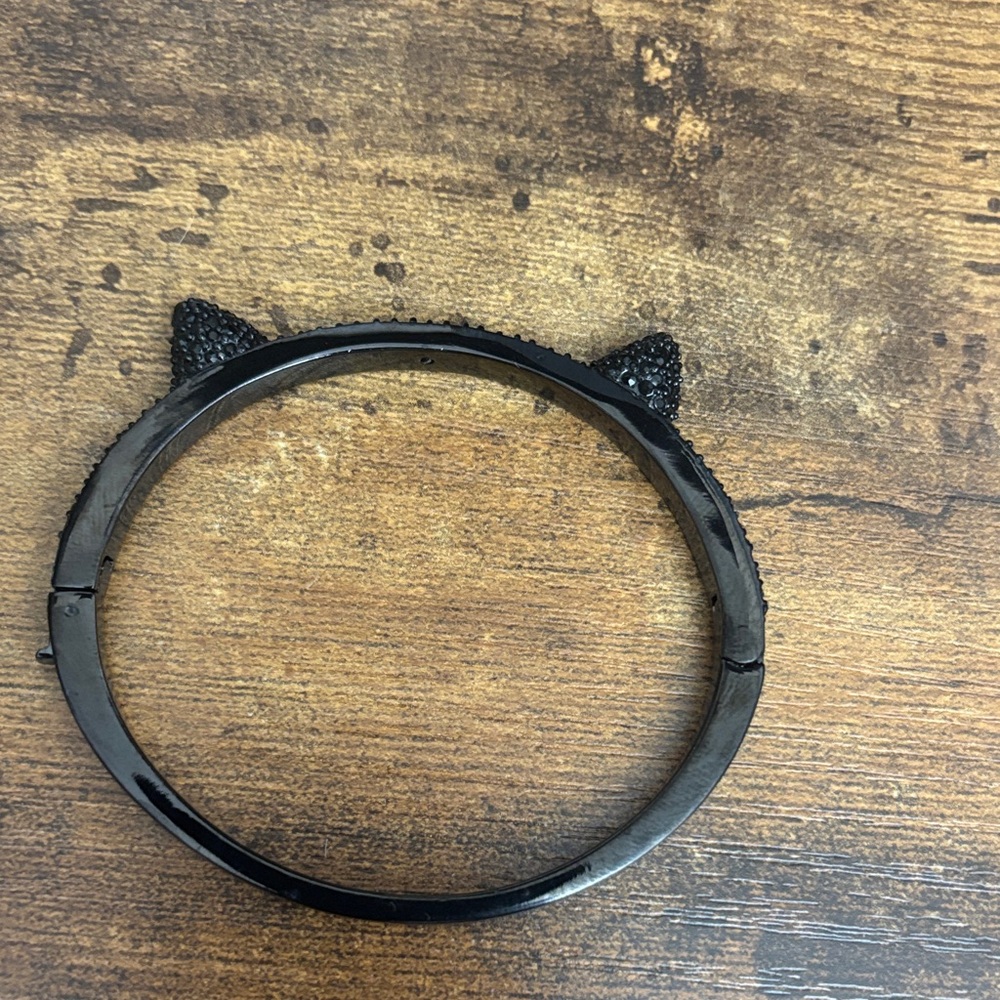 kate spade Black Cat Ear Bracelet - Picture 2 of 5